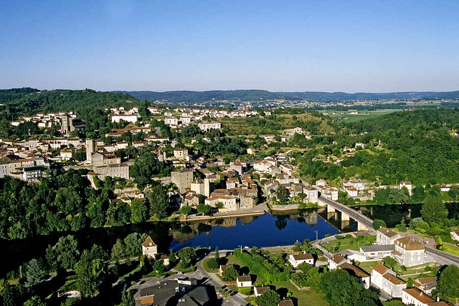 46puy-l-eveque-2-e01