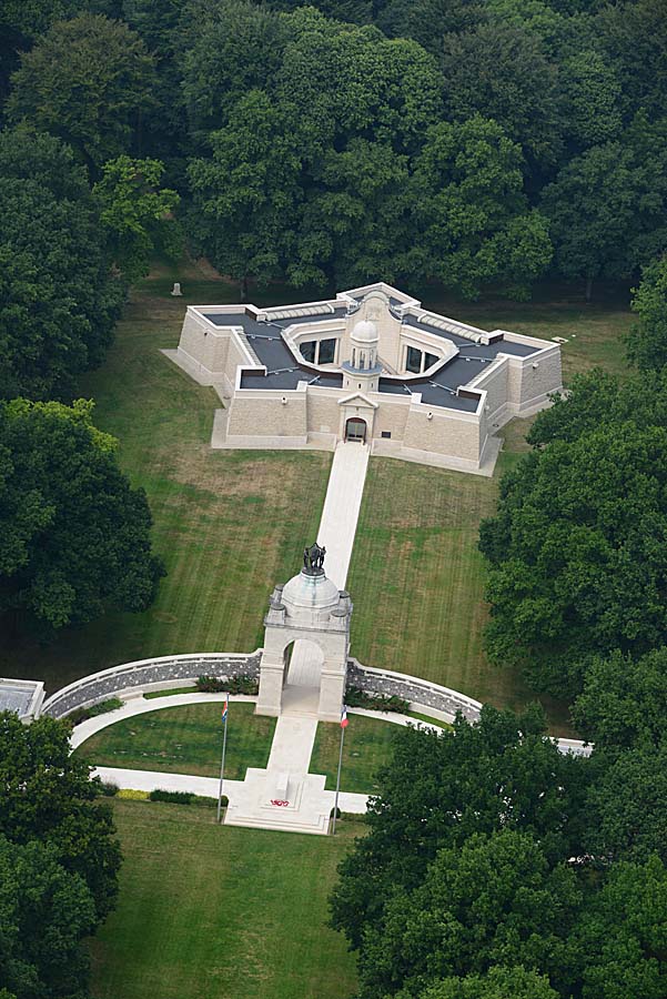 62memorial-delville-wood-2-0815