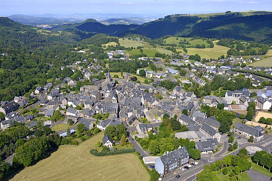 63besse-et-saint-anastaise-50-0618