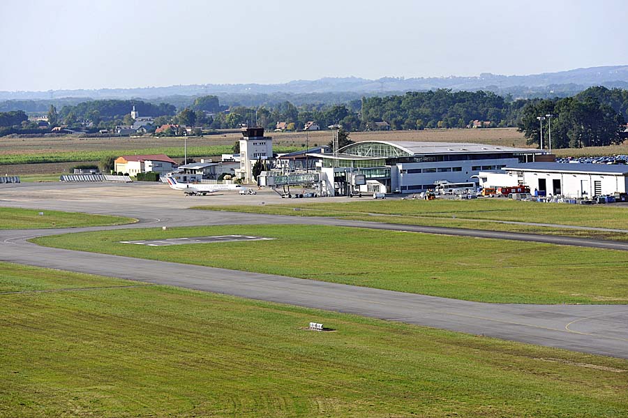 64pau-aerodrome-1-0911