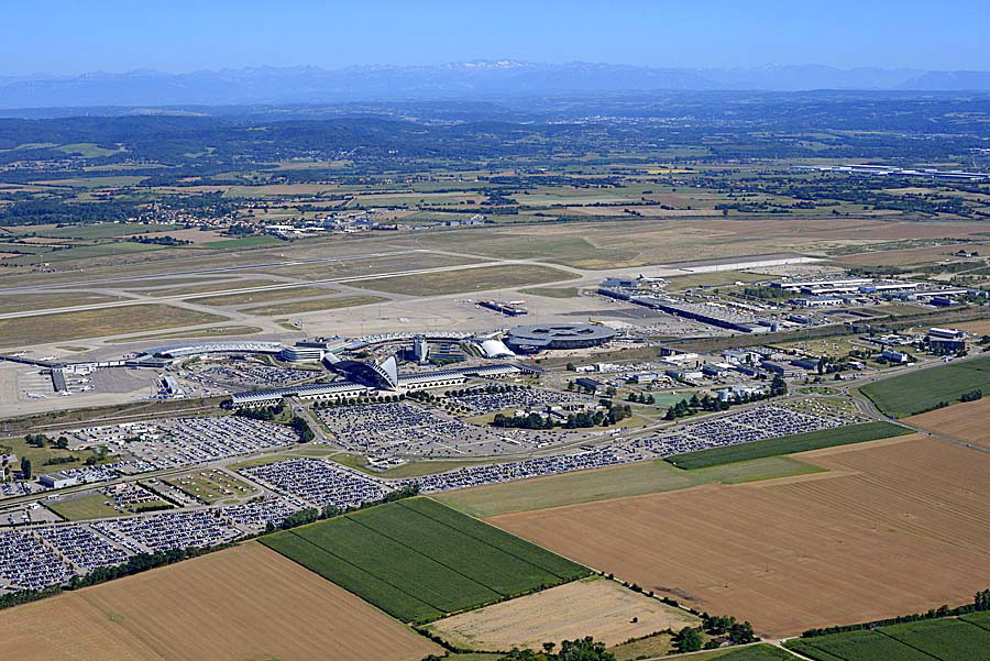 69aeroport-lyon-7-0816