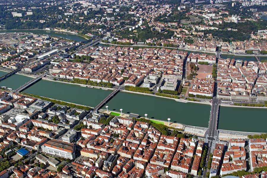 69lyon-126-0907