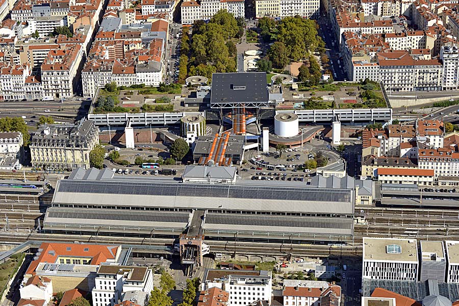 69lyon-162-0917