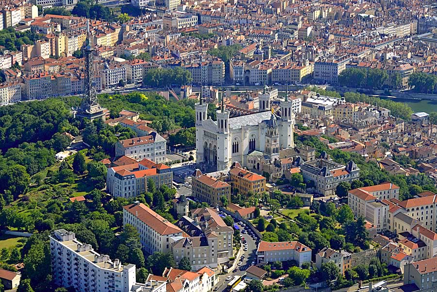 69lyon-224-0716