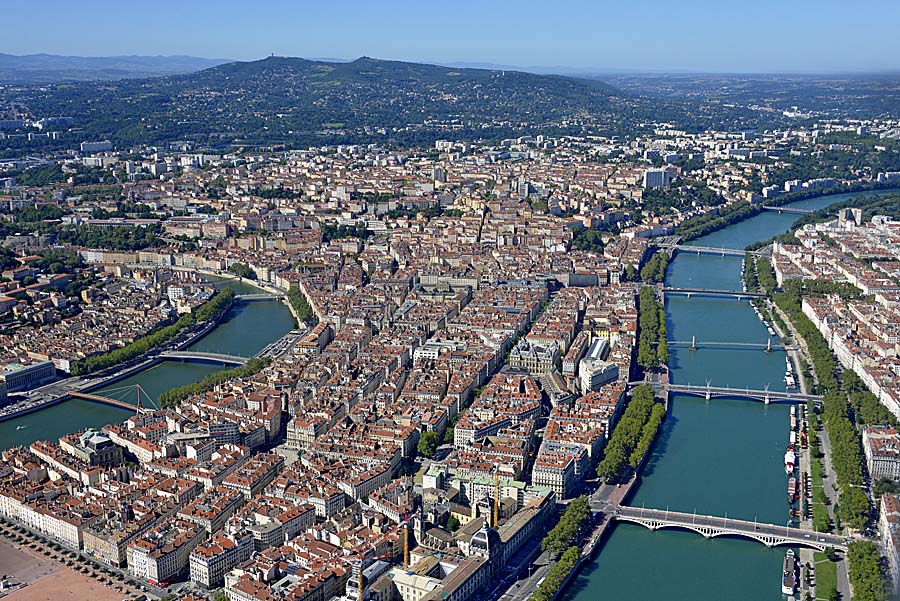 69lyon-41-0816