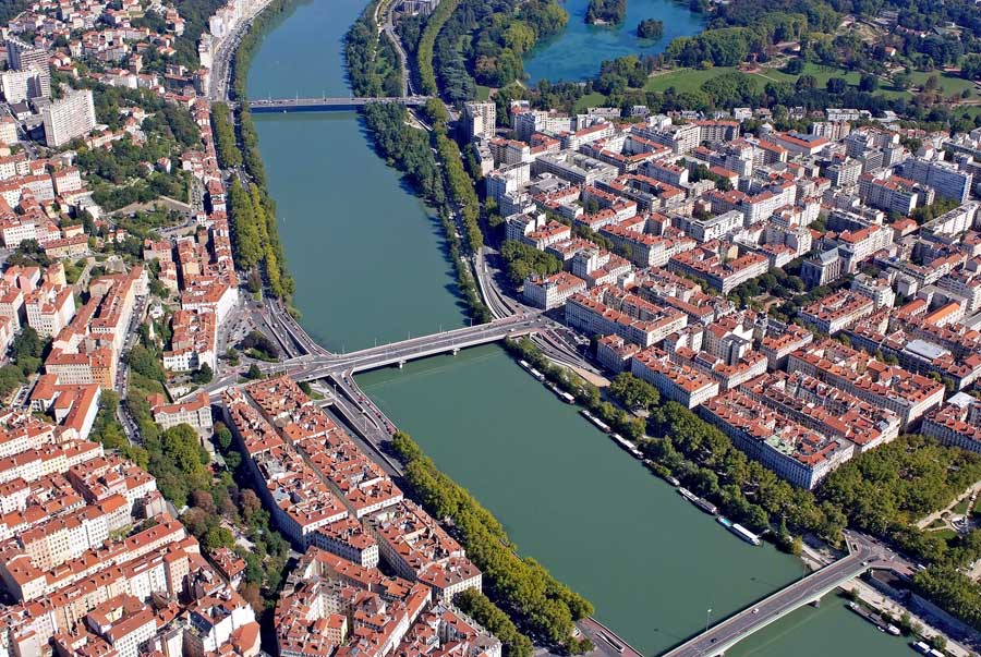 69lyon-532-0907