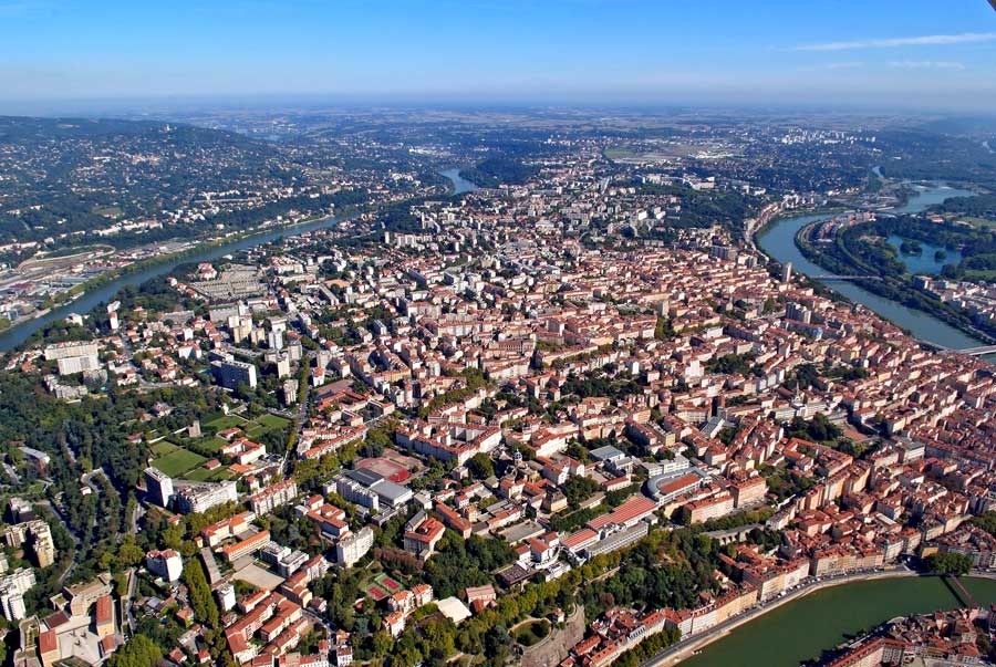 69lyon-561-0907