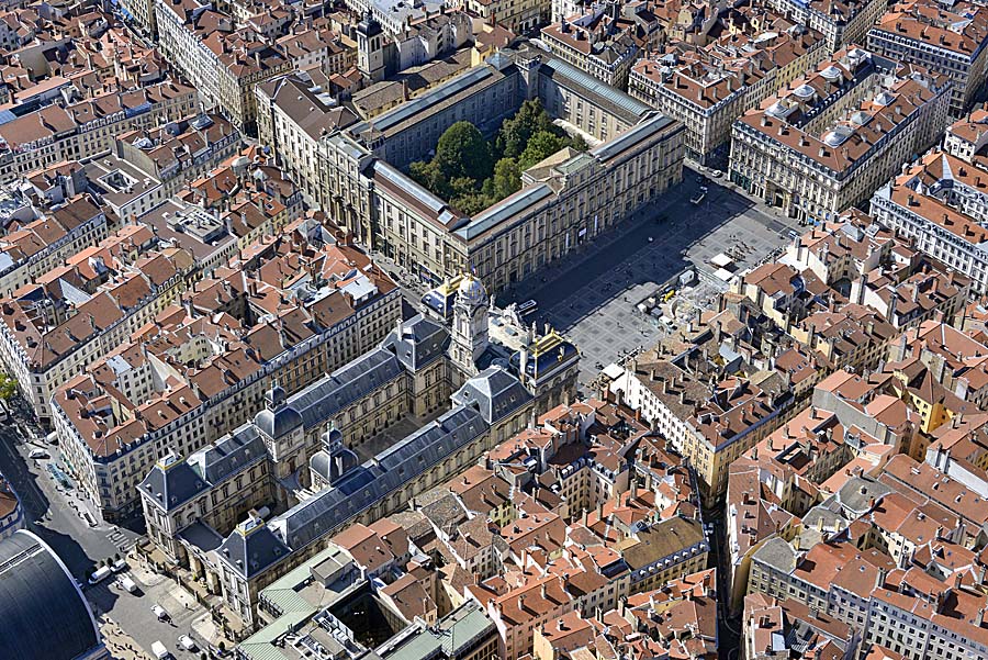69lyon-592-0917