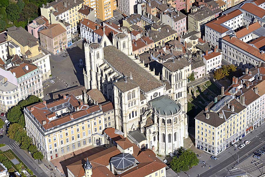 69lyon-634-0917