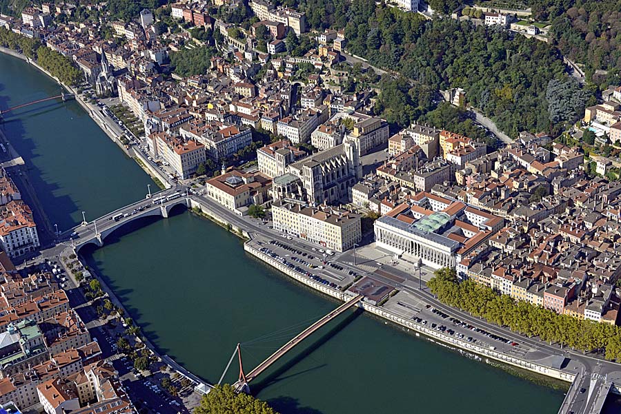 69lyon-661-0917