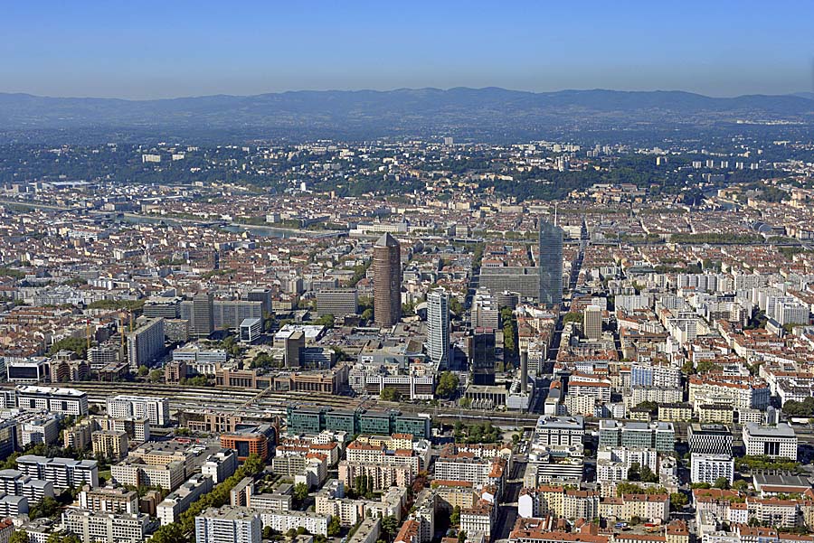 69lyon-743-0917