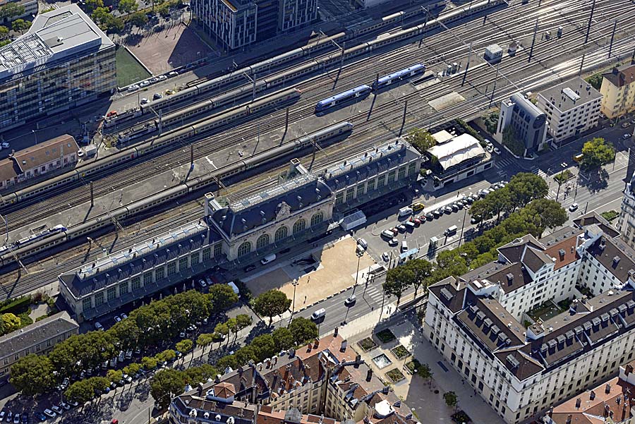 69lyon-848-0917