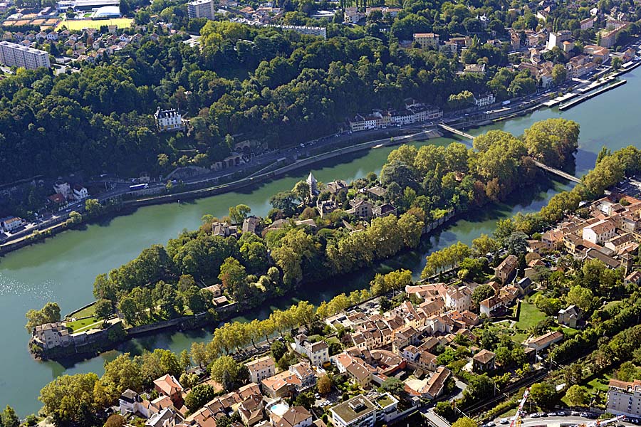 69lyon-965-0917
