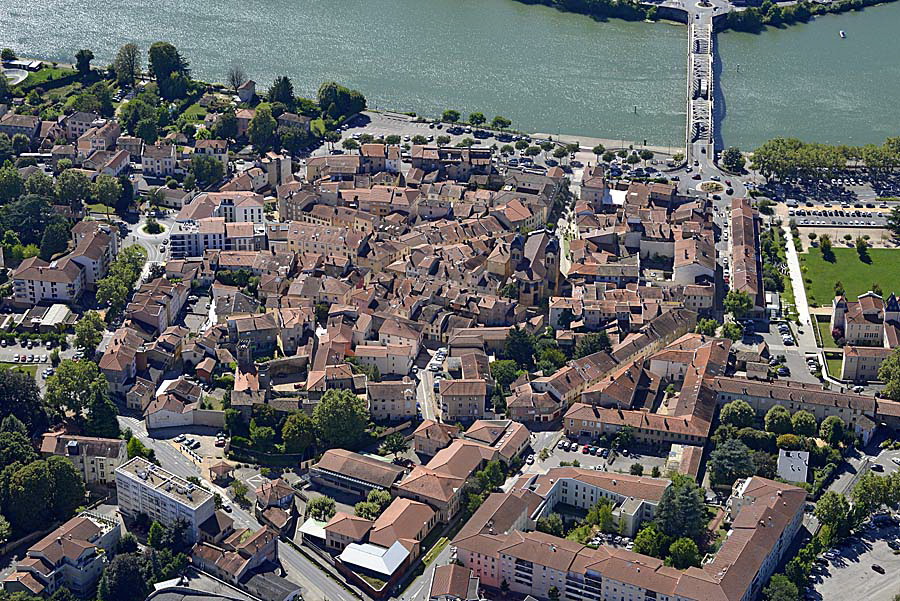 69neuville-sur-saone-14-0816