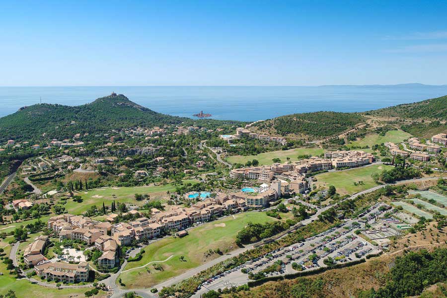83agay-12-0704