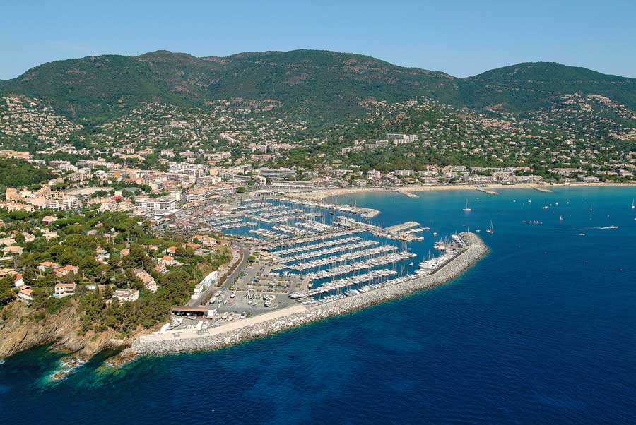 83cavalaire-12-0704