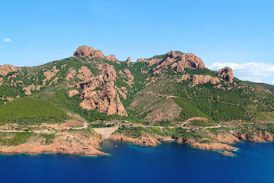 83l-esterel-4-0704