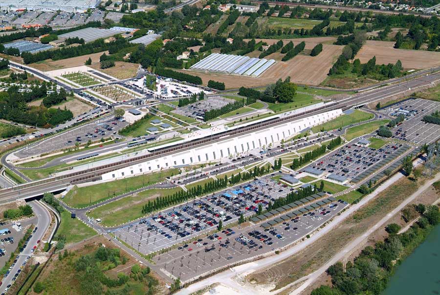 84avignon-gare-tgv-14-0806