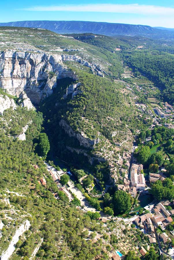 84fontaine-de-vaucluse-12-0806