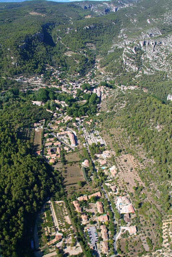 84fontaine-de-vaucluse-15-0806