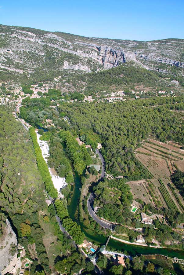 84fontaine-de-vaucluse-23-0806