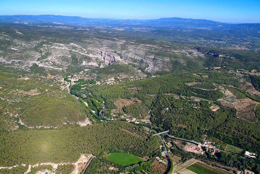 84fontaine-de-vaucluse-32-0806