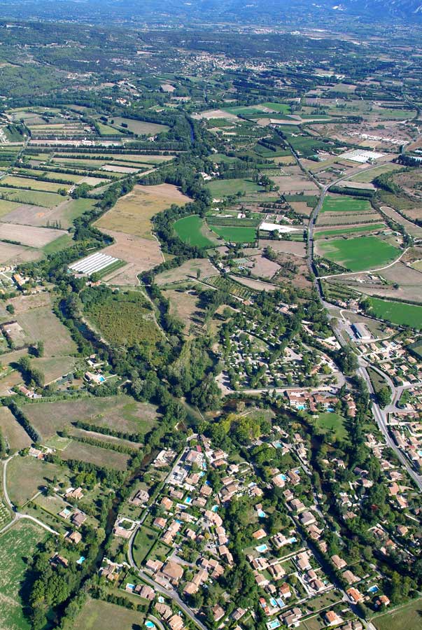 84l-isle-sur-sorgues-42-0806