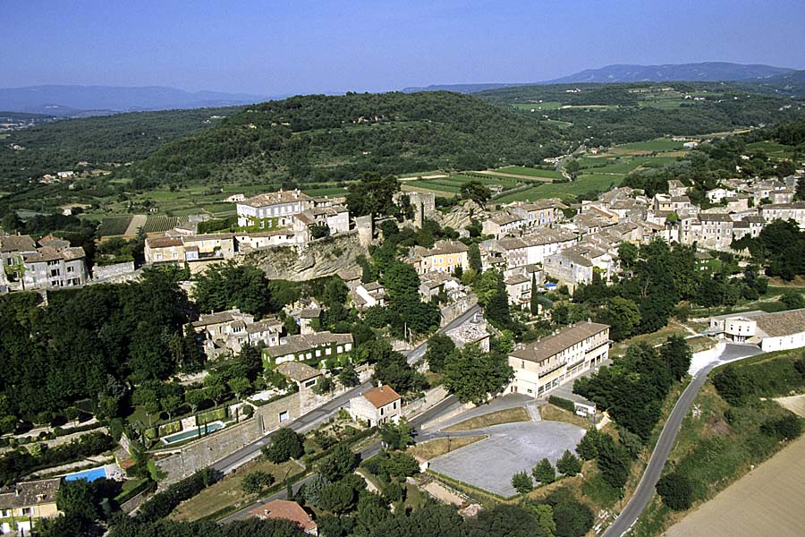 84menerbes-6-e98
