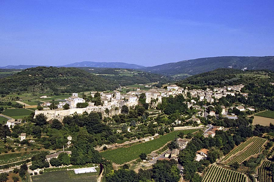 84menerbes-8-e98