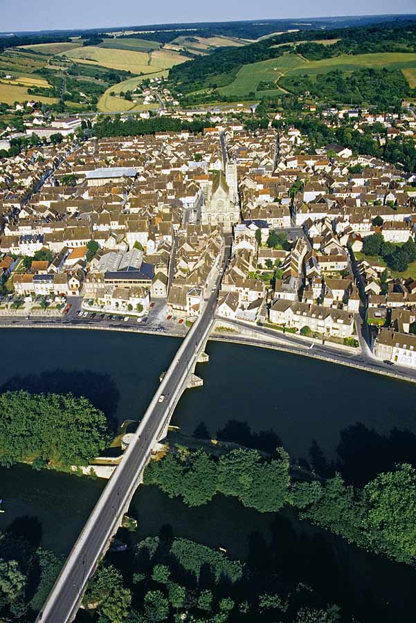 89villeneuve-sur-yonne-1-e95