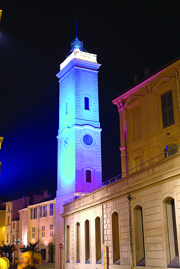 n-place-de-l-horloge-33-0603