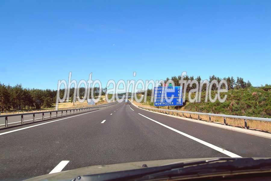 00autoroute-a75-4-e