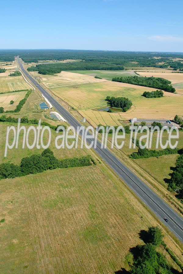 00autoroute-a85-3-0704