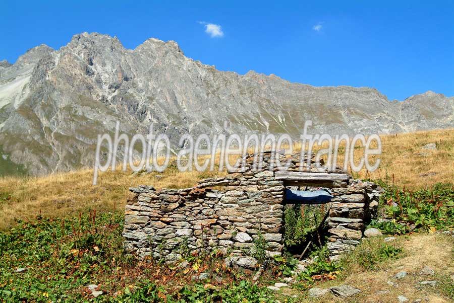 00chalet-abandonne-1-0803