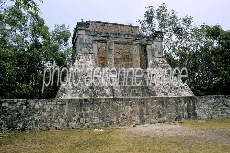 00mex-chichen-itza-10-e