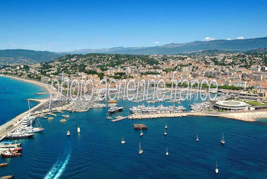 06cannes-19-0704