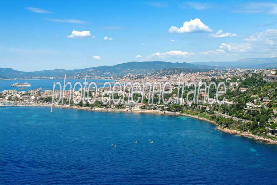 06cannes-27-0704