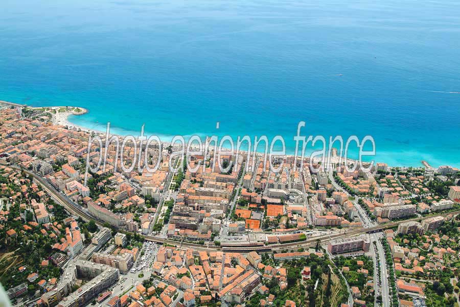 06menton-41-0704