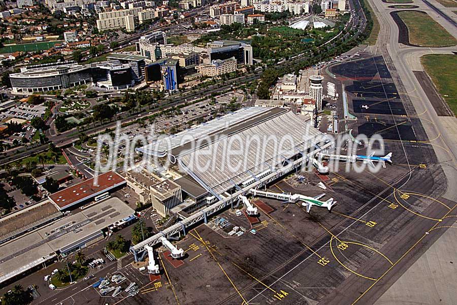 06nice-aeroport-2-e97