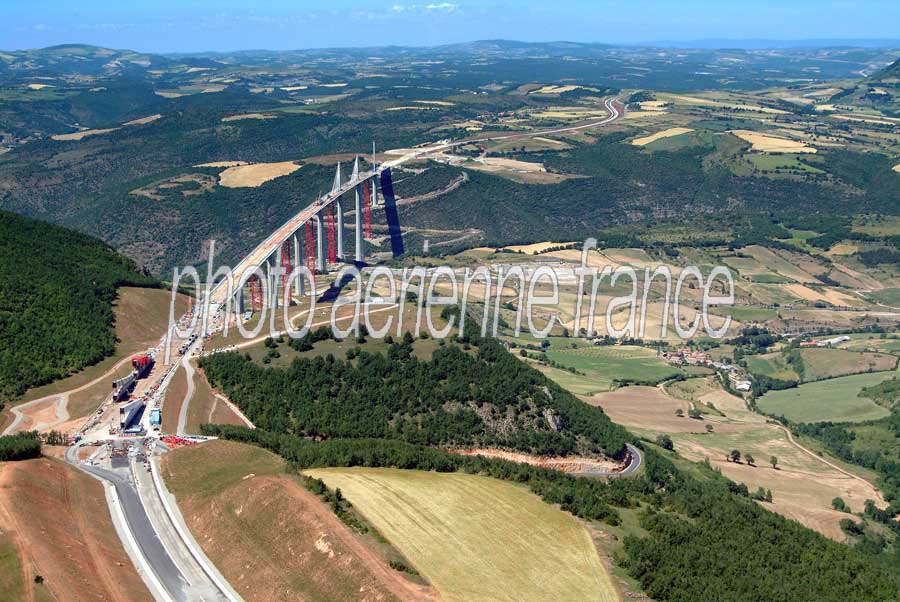 12viaduc-millau-1-0604