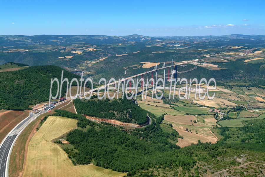 12viaduc-millau-7-0604