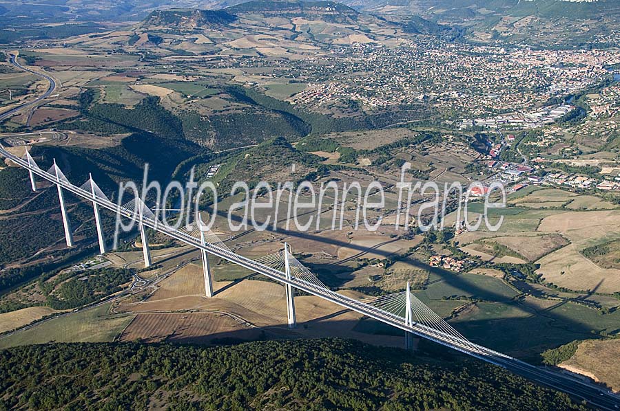 12viaduc-millau-79-0909