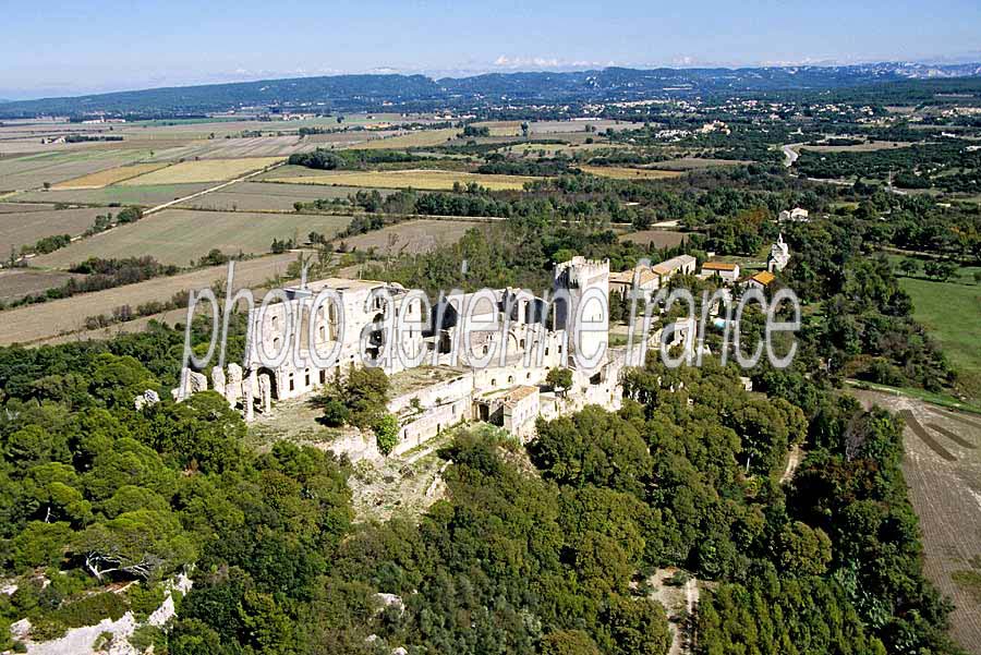 13abbaye-de-montmajour-7-e01