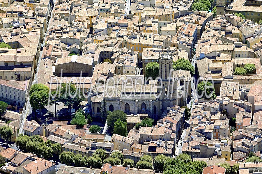 13aix-en-provence-17-0808