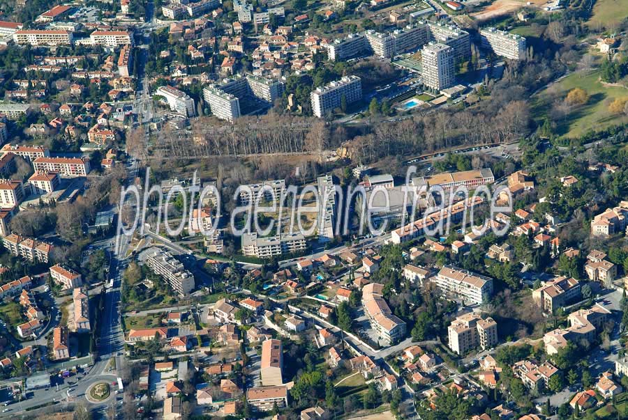 13aix-en-provence-19-0106