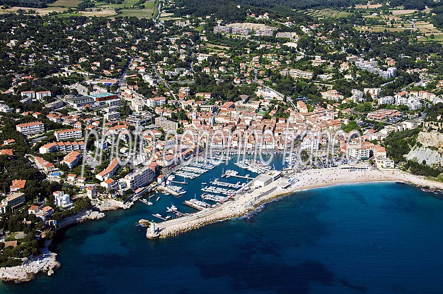 13cassis-10-0409