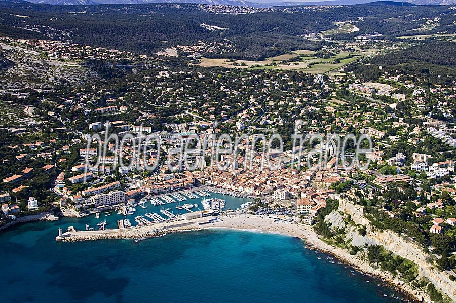 13cassis-13-0409