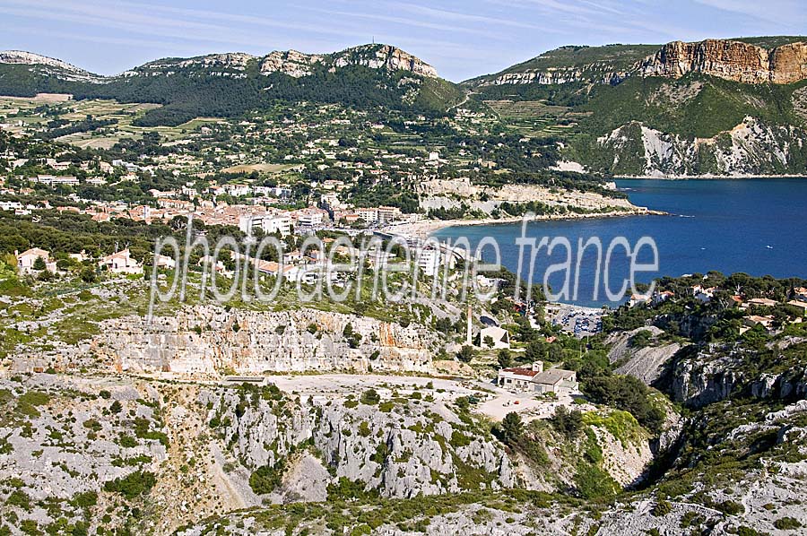 13cassis-48-0409