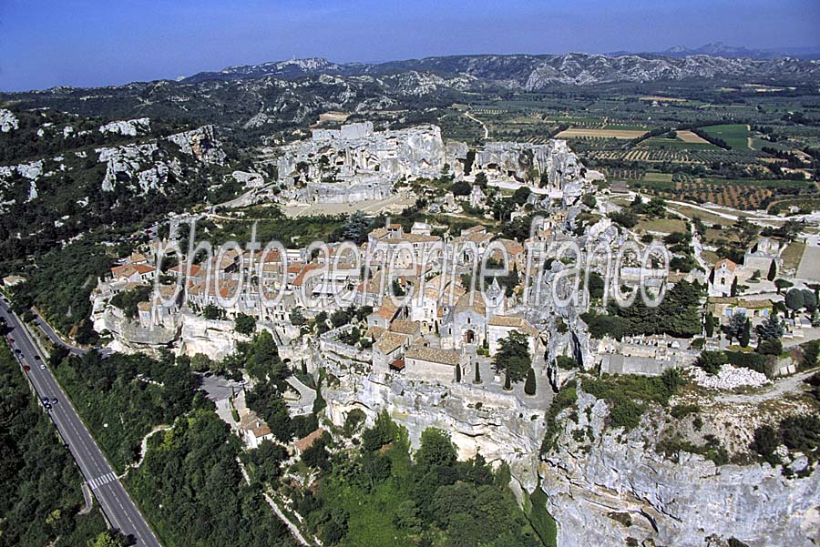 13les-baux-de-provence-3-e98