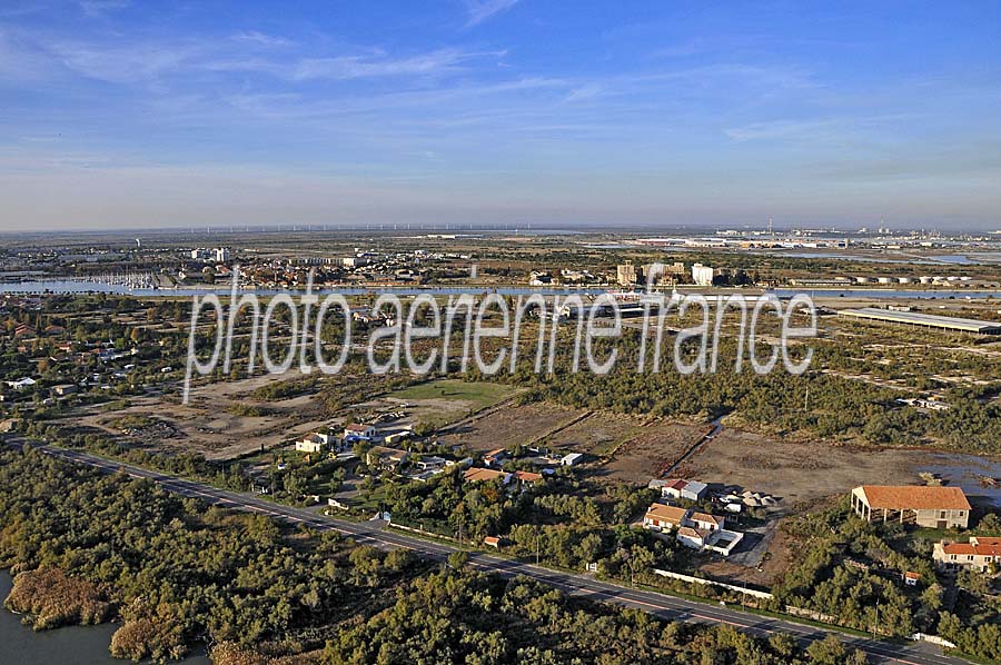 13port-saint-louis-du-rhone-12-1009